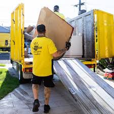 Moving and Downsizing Cleanouts in Pine Lakes, FL